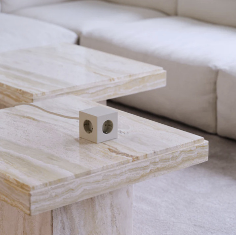 %EC%95%84%EB%B3%BC%ED%8A%B8 %EC%8A%A4%ED%80%98%EC%96%B4 1