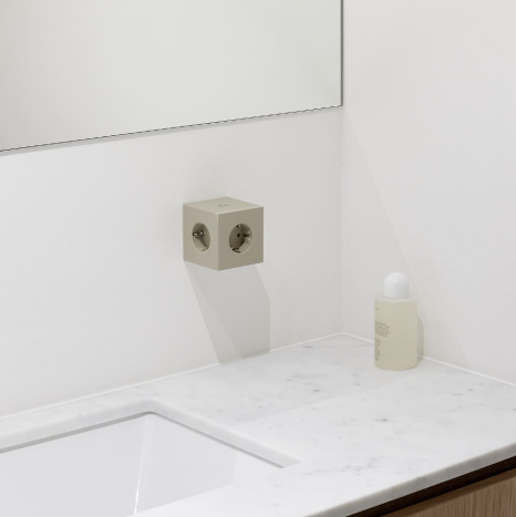 %EC%95%84%EB%B3%BC%ED%8A%B8 %EC%8A%A4%ED%80%98%EC%96%B4 2 2