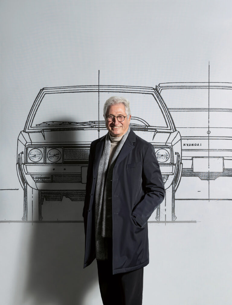 자동차 디자이너 조르제토 주지아로