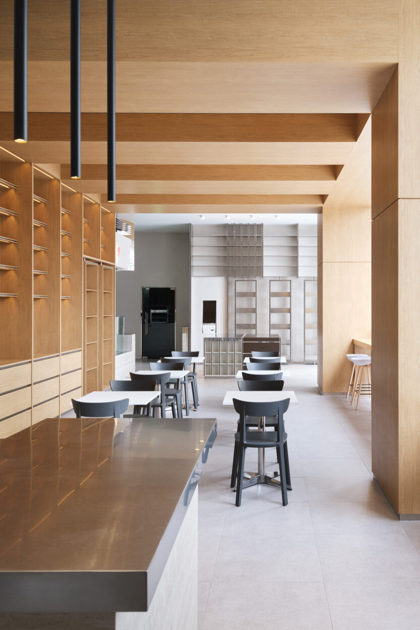 cafe comma 019
