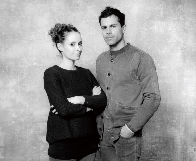 여행에 최적화된오브제 노매드 컬렉션 7 16 Portrait Raw Edges