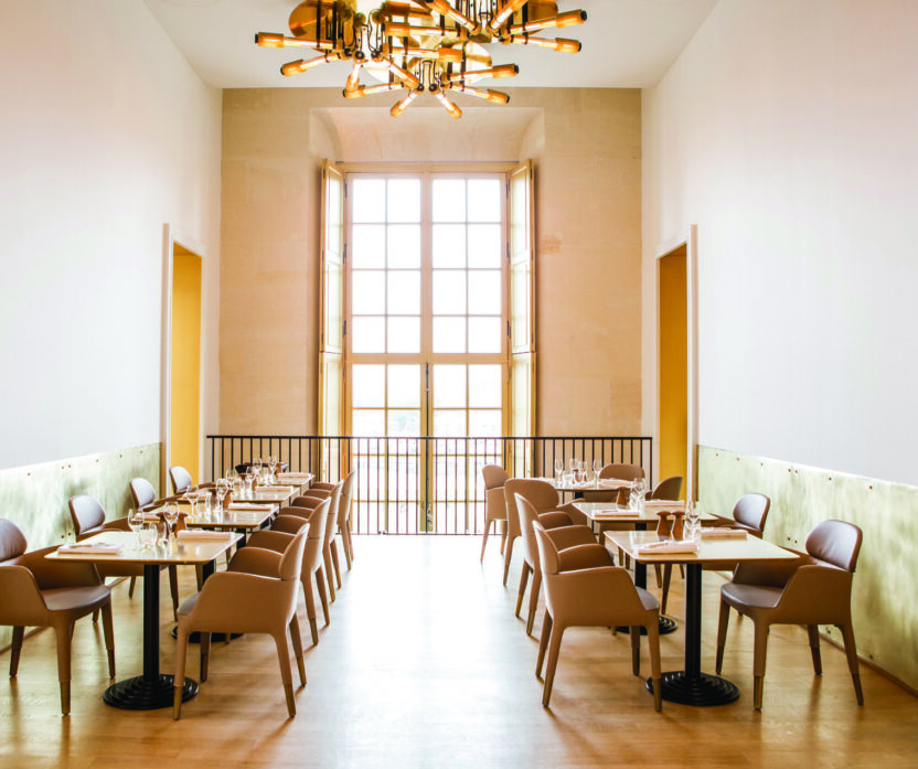 알랭 뒤카스가 당신에게 바치는 왕의 만찬 6 200225000000033 O