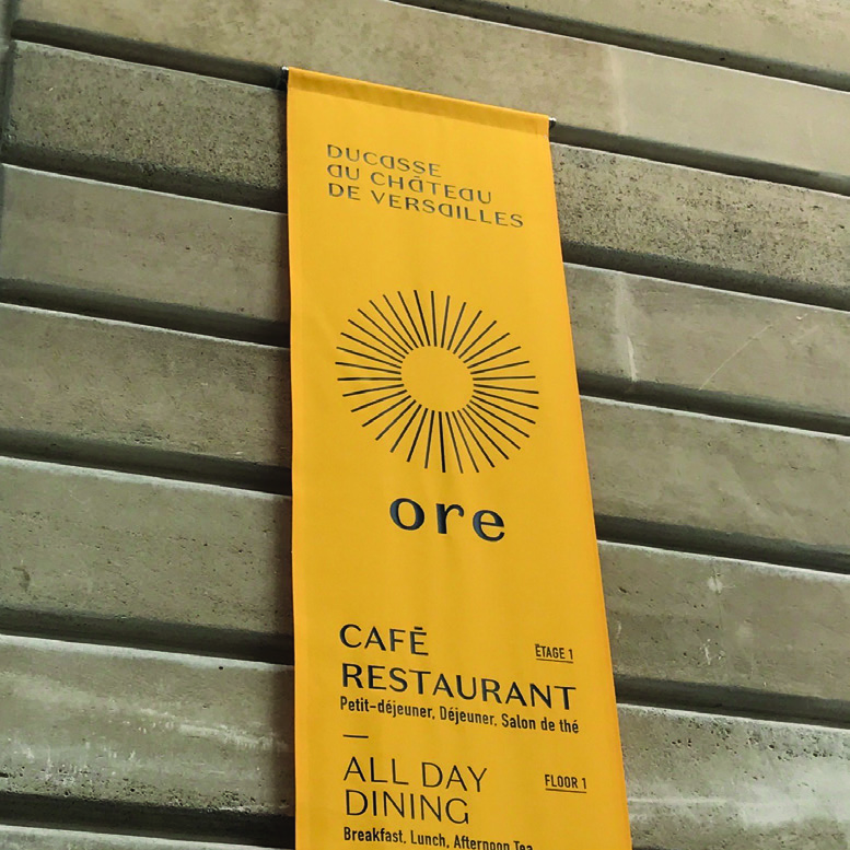 알랭 뒤카스가 당신에게 바치는 왕의 만찬 12 200225000000034 O