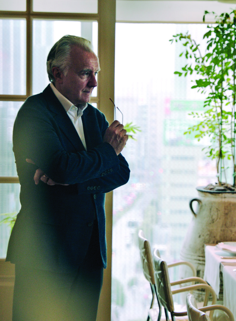 알랭 뒤카스가 당신에게 바치는 왕의 만찬 7 200225000000032 O