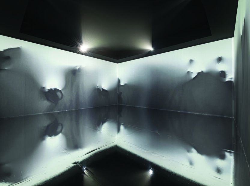 아이돌 혹은 예술가, 그 경계를 넘어 〈커넥트 BTS〉 1 200331000000053 O