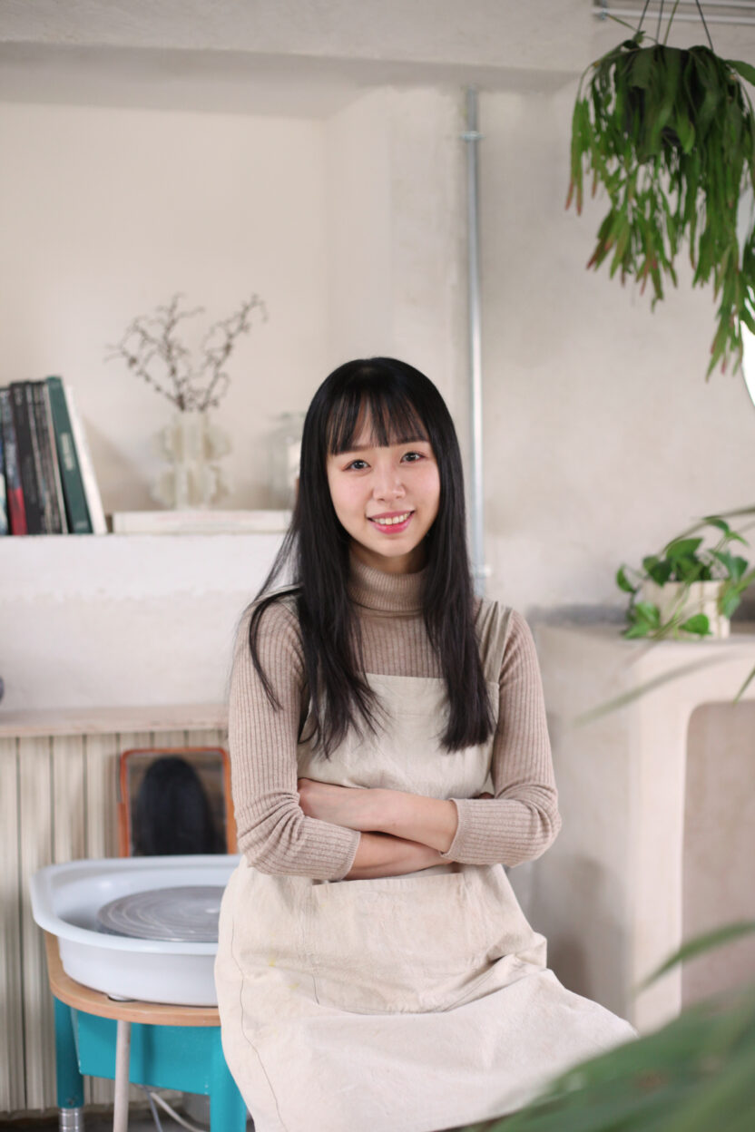 세라믹에 스민 물감의 잔흔, 이니세라믹 2 01. Inhee Mas Portrait