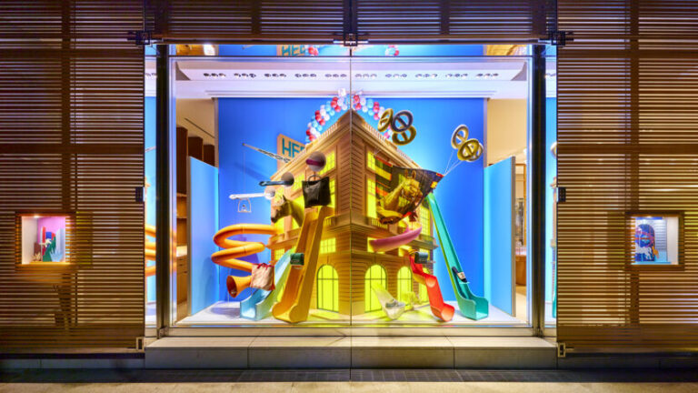 메종 에르메스 도산 파크 여름 윈도 디스플레이