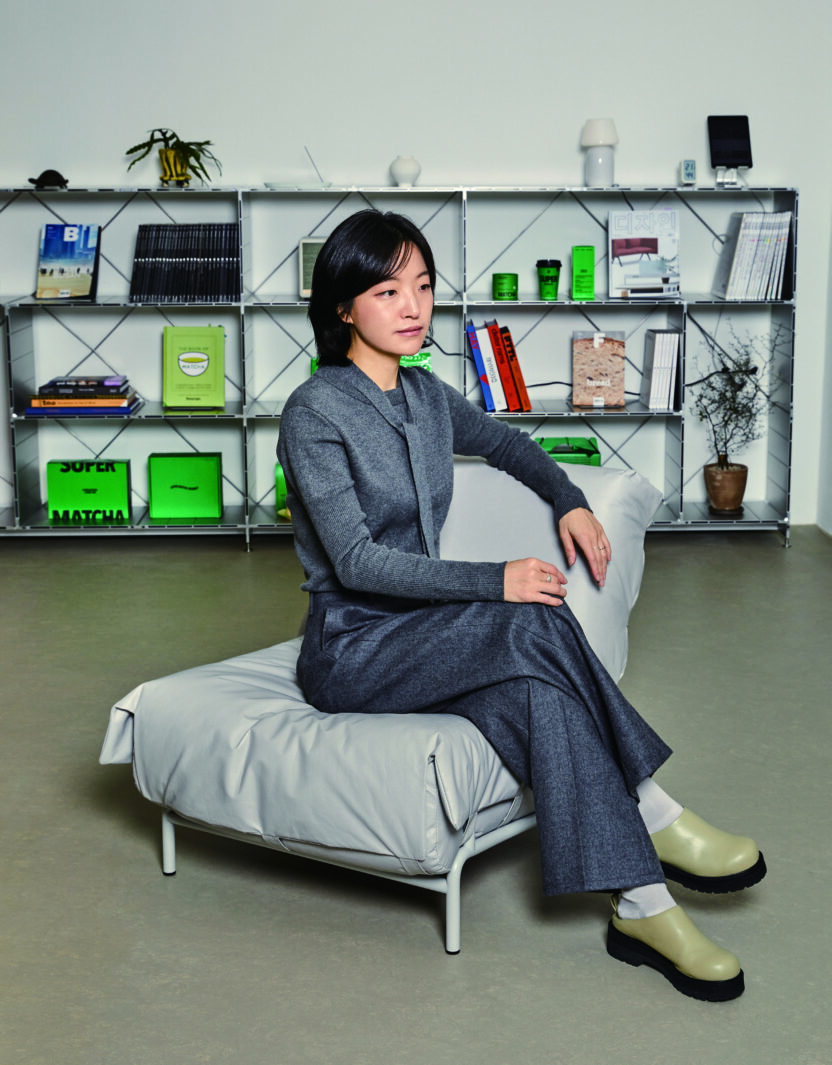 이 이미지는 대체 속성이 비어있습니다. 그 파일 이름은 231222000000994_O-1-832x1065.jpg입니다