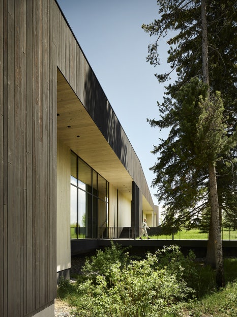 글쓰기에 집중할 수 있는 샌프란시스코 커플의 와이오밍 별장 3 4 CLB Shinemaker MatthewMillman 0096a