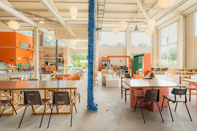 빈티지 가구를 매개로 한 디자인 플랫폼, dkff