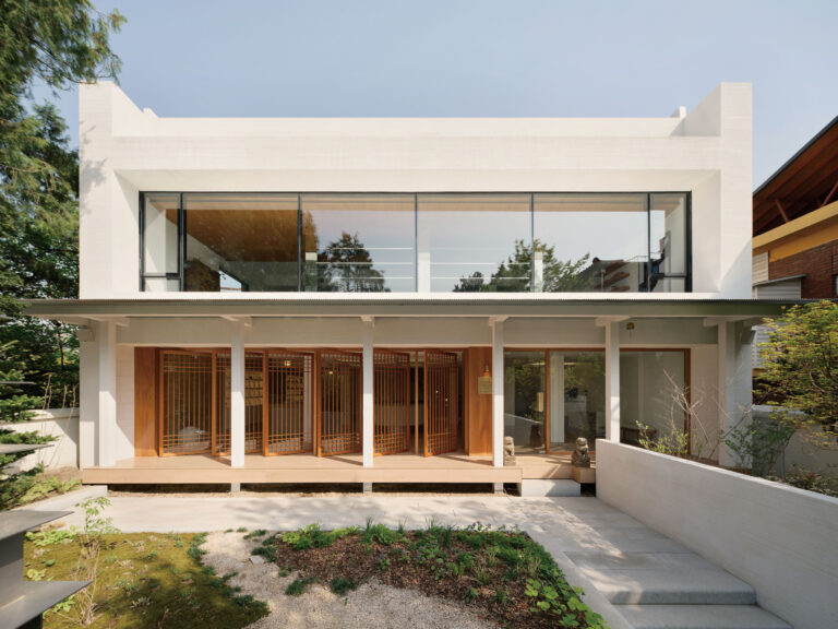 편강 율 플래그십 스토어 공간 디자인  