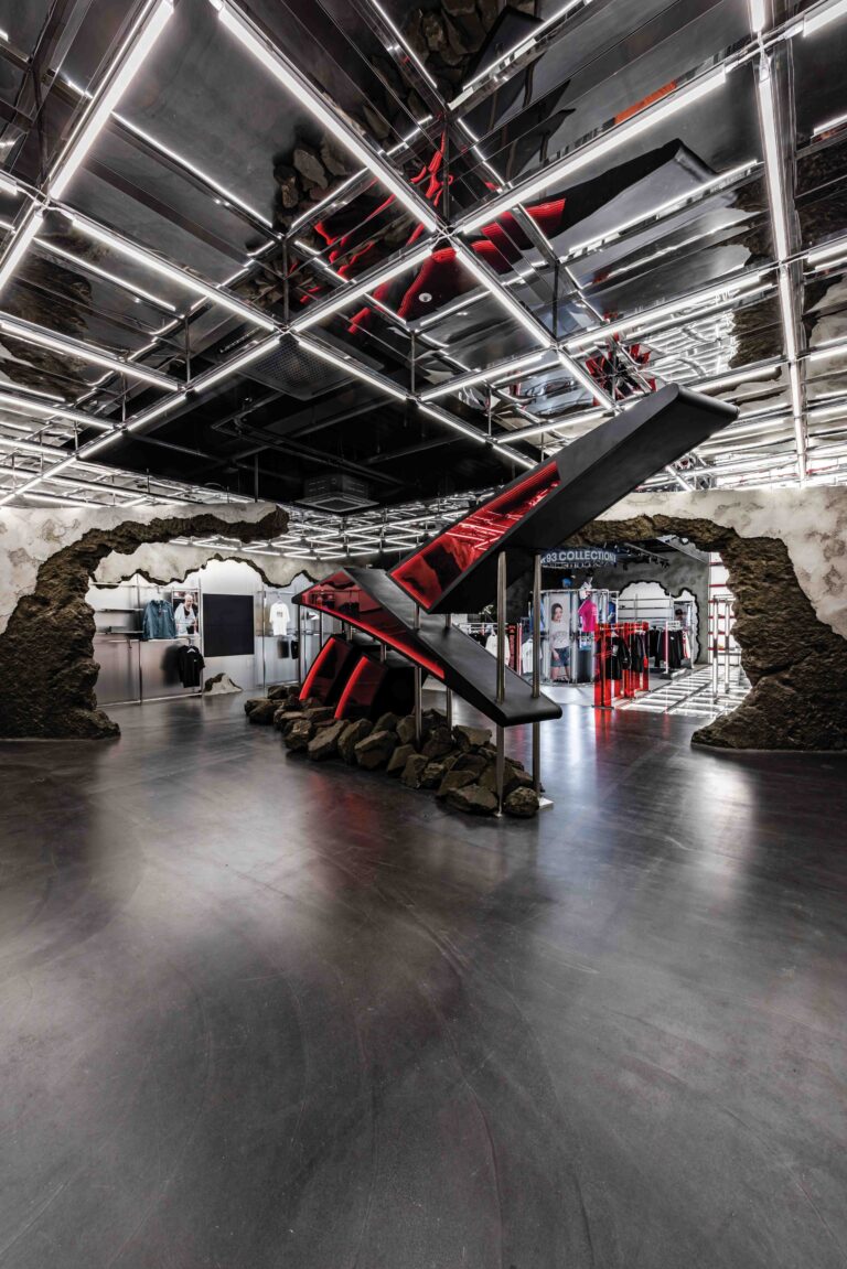 리복 플래그십 스토어 대구 공간 설계  