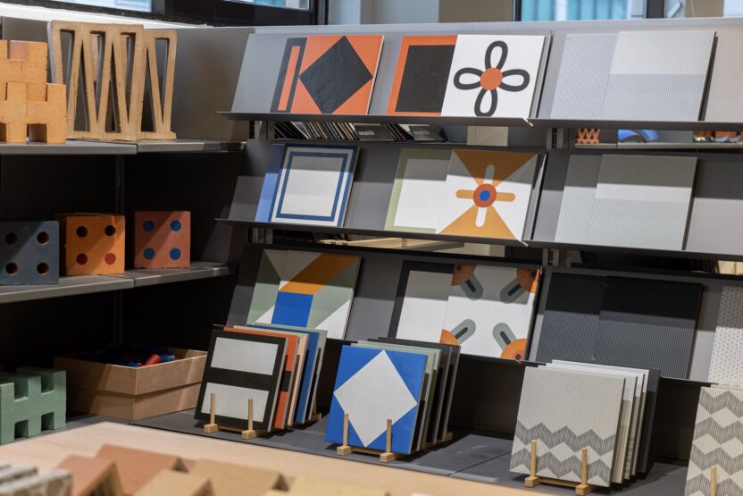 4. %EB%A8%B8%ED%8B%B0%EB%A6%AC%EC%96%BC %EB%9D%BC%EC%9D%B4%EB%B8%8C%EB%9F%AC%EB%A6%AC %EB%82%B4%EB%B6%804