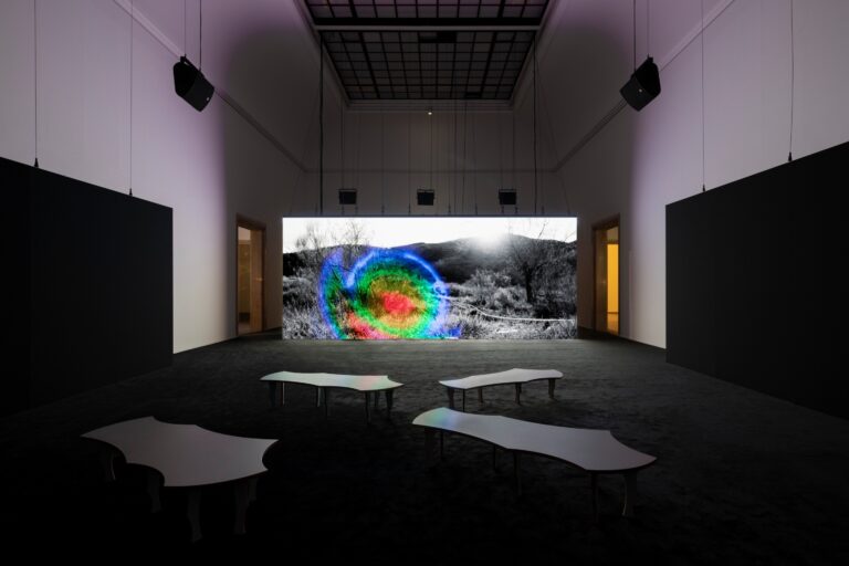 전시 관람에 혁명을 일으킨 필립 파레노의 전시