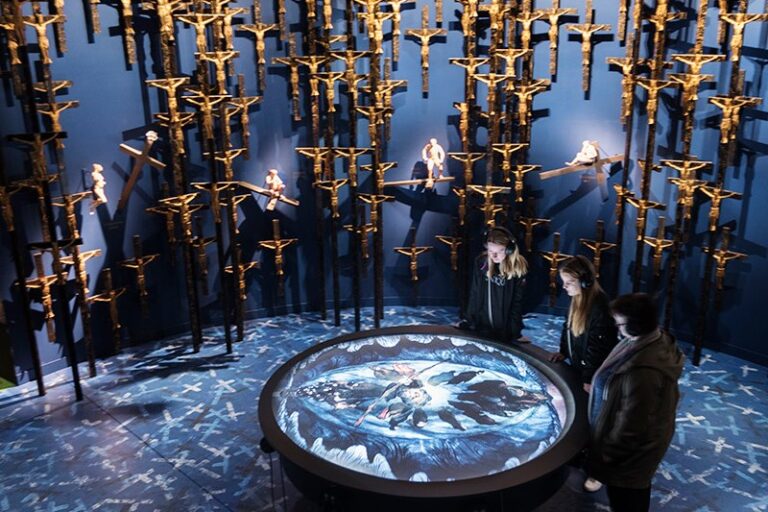 모에스고르 박물관이 고고학과 인류학을 담아내는 방식 ​