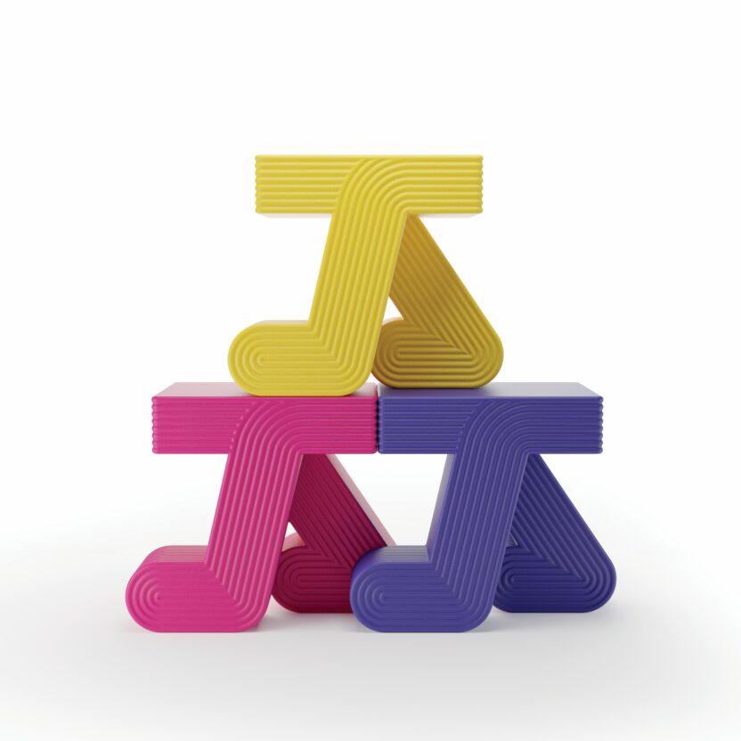 resize Qeeboo Walking Table Maum 2025 still life