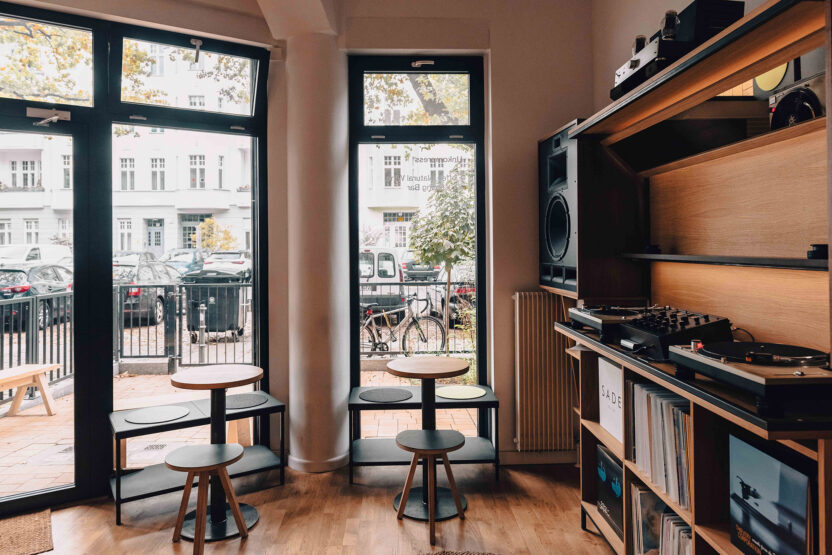 Copy of UNKOMPRESS by AlexaBendek 4899