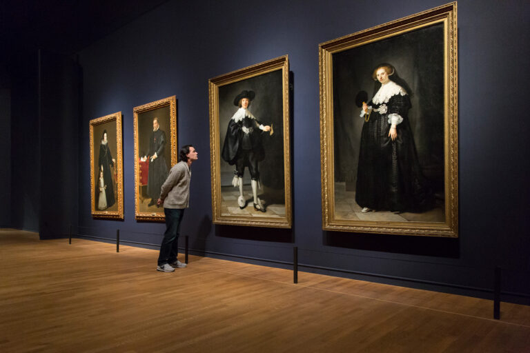 조용한 밤에 열린 미술관, 라익스뮤지엄의 선택