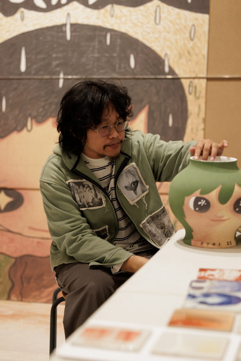 벽돌에서 타일로, 도시의 그래픽이 델프트 블루를 만날 때 13 resize 13