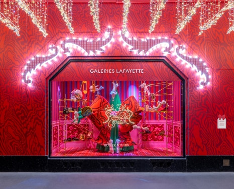 도시 전체를 선물로 만드는 2025 크리스마스, 갤러리 라파예트 오스만 11 resize 10 2